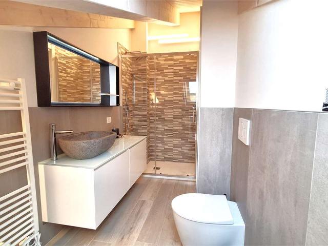 MAGGIO ATTICO 3 CAMERE CON DOPPI SERVIZI P.ZZA MILANO