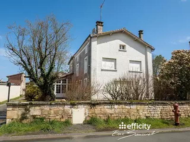 Magné 79460 Achat / Vente maison 4 pièces t4 jardin cave