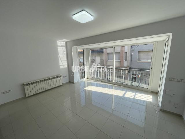 MAGNFICO PISO DE 3 HABITACIONES CON TERRAZA EN SIGLO XX
