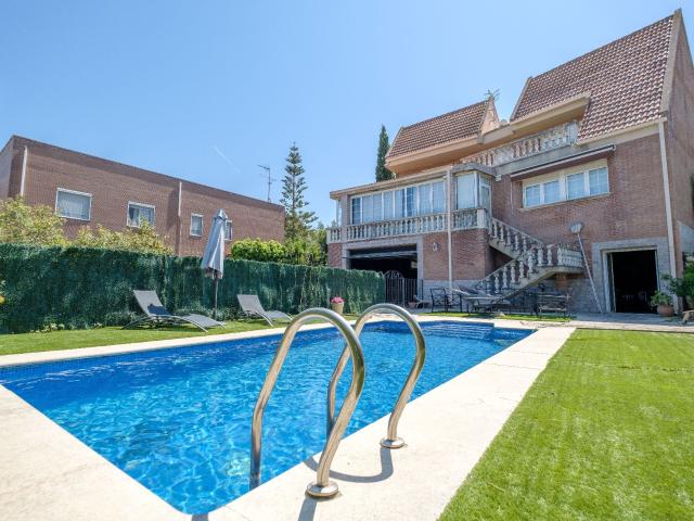 Magnifico chalet en Urbanización Bosques de Tarragona