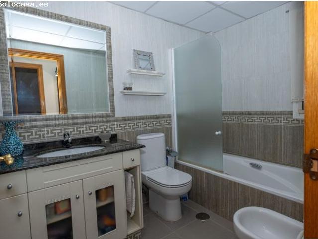 Magnífico adosado de 153 m2 con vistas al mar y ubicación privilegiada