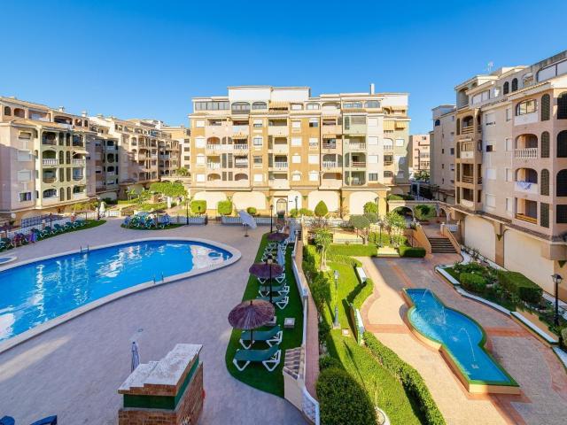 MAGNIFICO APARTAMENTO 3 HABS, PISCINA COMUNITARIA, GARAJE. 159.900€