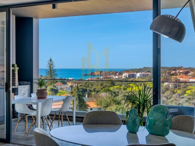 Magnífico Apartamento com vista Mar T2 e de áreas generosas 108m² Portimão