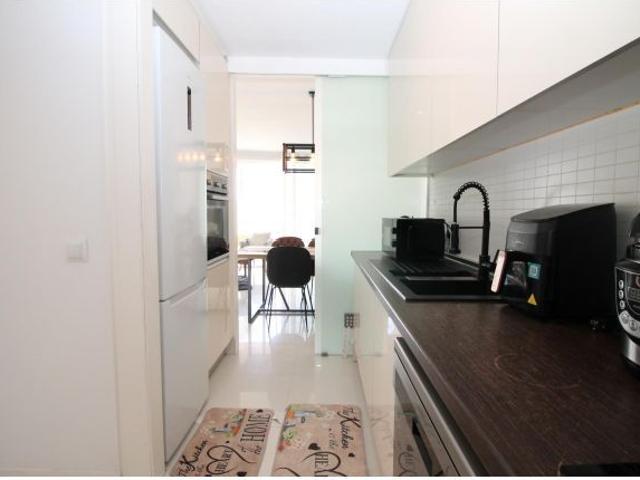 MAGNÍFICO APARTAMENTO CON DOS PLAZAS DE APARCAMIENTO EN PLATJA DEN BOSSA