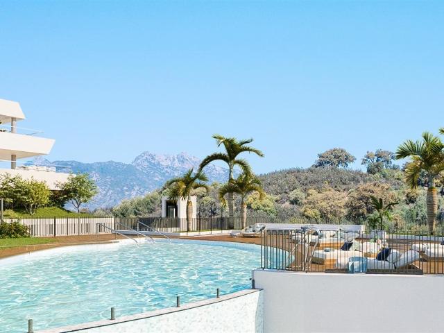 Magnífico apartamento de 3 habitaciones y 2 baños situado en. 125m² Marbella