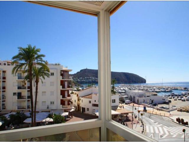 ?Magnífico Apartamento en Primera Línea de Mar en Moraira, Costa Blanca