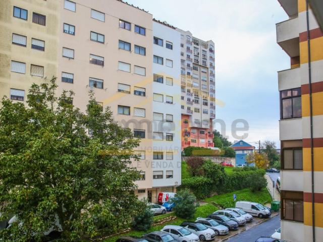 Magnífico apartamento T2 com 113 m2 Queluz