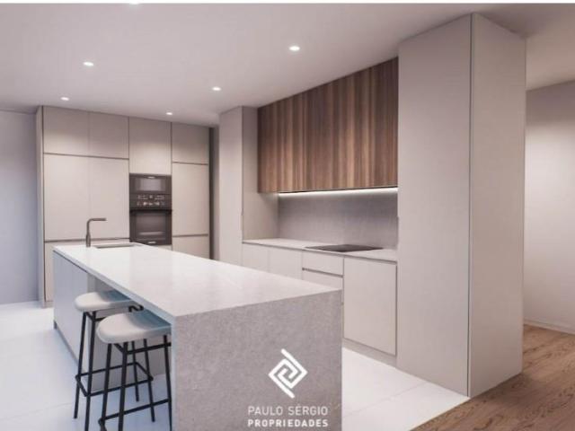 Magnífico apartamento T3 na Costa Guimarães 154m² Costa