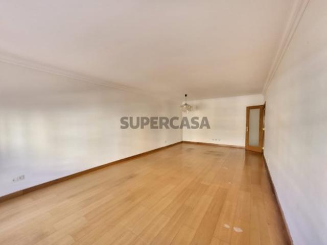 Magnifico Apartamento T3 situado em São Pedro do Estoril