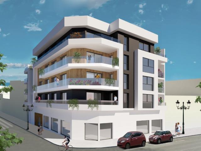 Mágnifico ático con 3 dormitorios 2 baños, solarium privado a 500 mts del mar, Guardamar del Segura