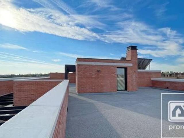 Magnifico Ático dúplex a estrenar con vistas a Skyline de Madrid en la zona de Valdemarín