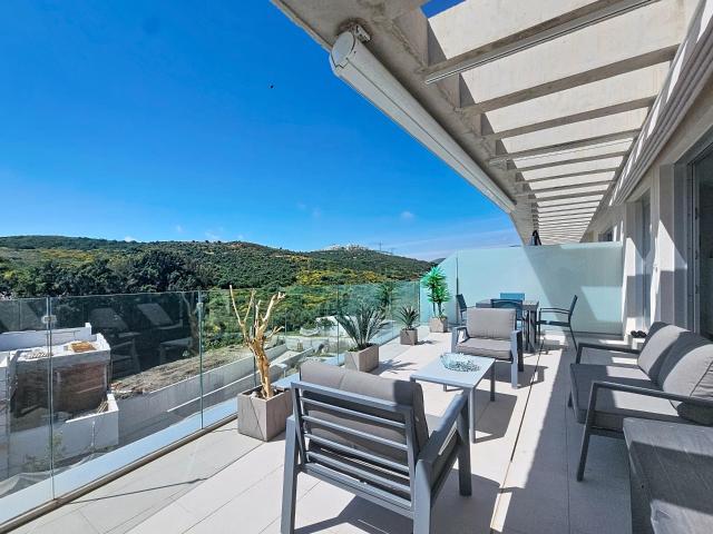 Magnífico ático moderno en Serenity Collection – Estepona La Galera