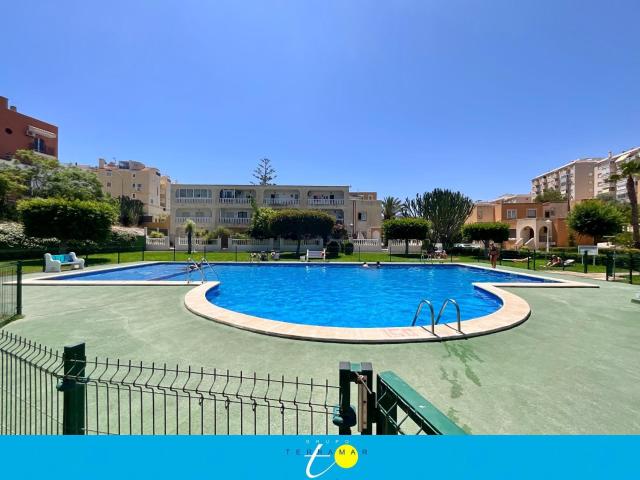 MAGNIFICO BUNGALOW DE PLANTA BAJA, CON 2 PISCINAS COMUNITARIAS Y ZONA DEPORTIVA