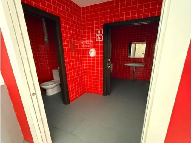 Magnífico local comercial en alquiler