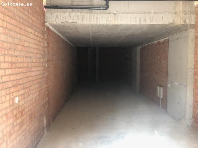 Magnífico local con la mejor ubicación posible en Tomares