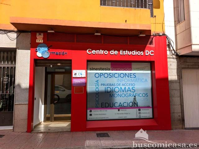 Magnífico local en calle Menéndez Pelayo