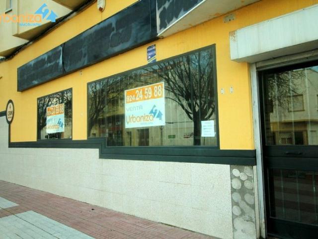 MAGNIFICO LOCAL EN SAN ROQUE PARDALERAS
