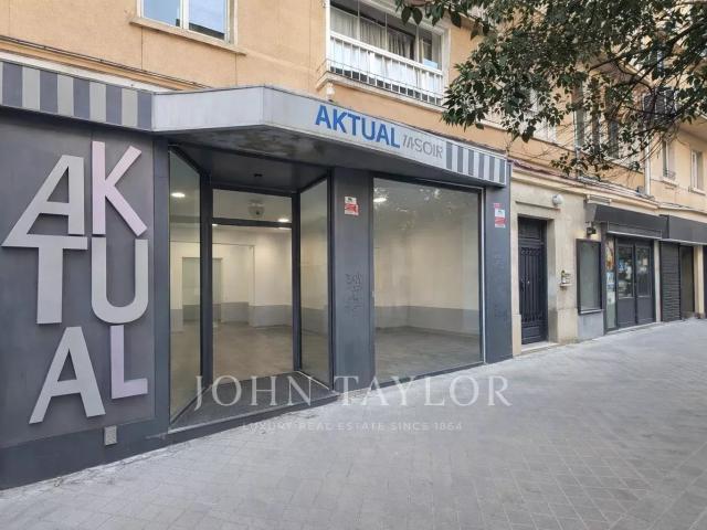Magnífico local en venta en Calle Eugenio Salazar – Ciudad Jardín