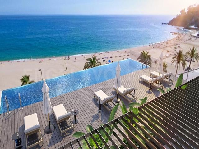Magnífico piso de obra nueva en primera línea 126m² Lloret de Mar
