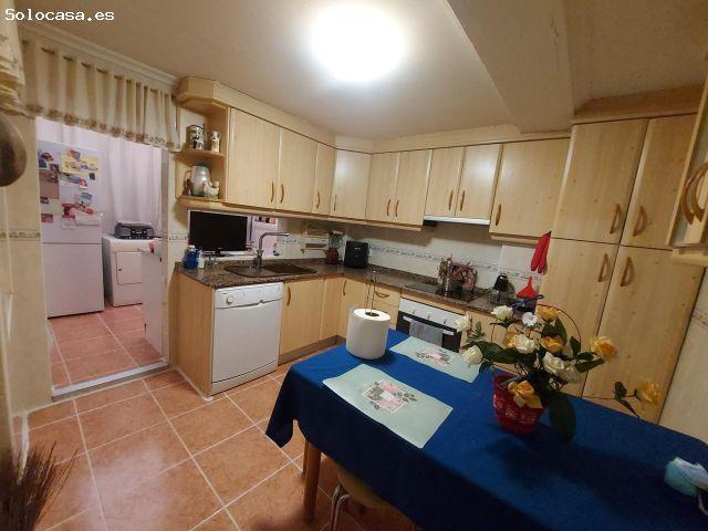 MAGNIFICO PISO EN ALICANTE CON AMPLIA TERRAZA Y PATIO INTERIOR