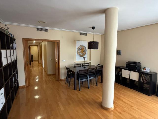 MAGNIFICO PISO EN JUAN CARLOS I