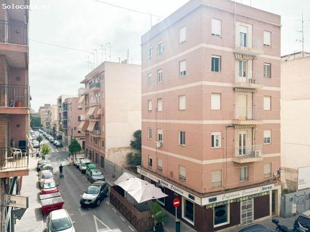 MAGNÍFICO PISO LLENO DE LUZ EN ELCHE JUNTO AL CENTRO: 2 DOM. ANTES 3, TODO EXTERIOR, SUR ESTE Y EX