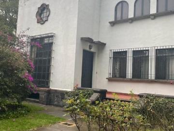 Magnifico terreno en Coyoacán para 8 viviendas permitidas