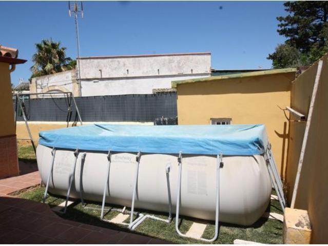 magnifica casa a tan solo 300 metros de la playa de aguadulce