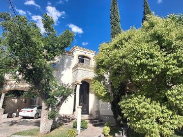 Magnifica casa amueblada en Residencial San Alberto