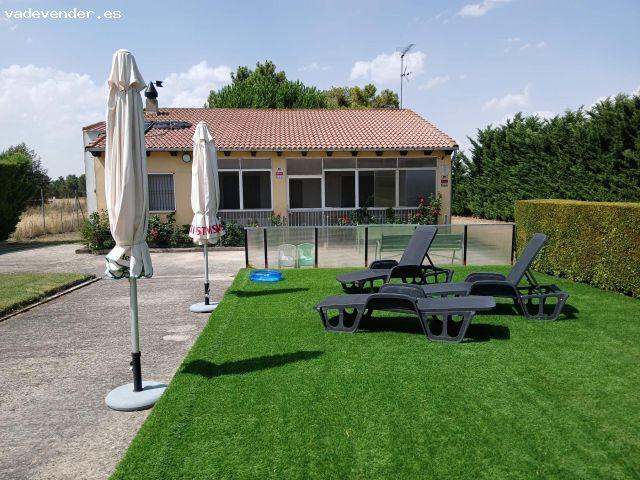 Magnífica casa de campo con piscina en venta en zona de Cuéllar. Ref. 1966