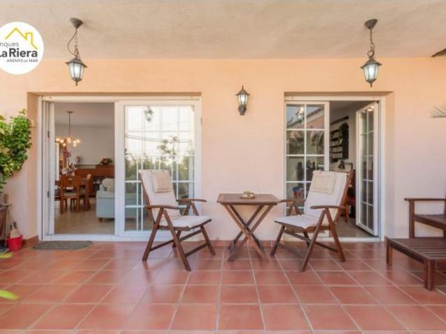 MAGNÍFICA CASA EN ARENYS DE MUNT