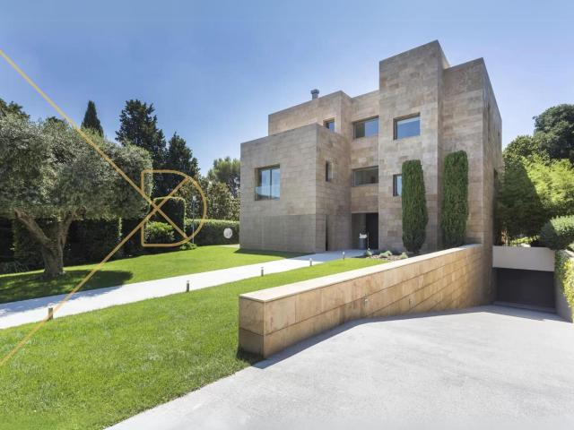 Magnifica casa en Pearson
