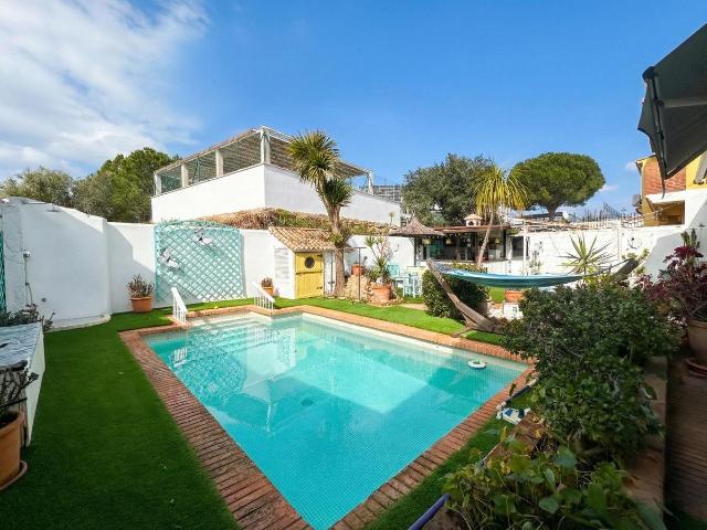 Magnífica adosada en El Secadero con piscina privada y jardí. 300m² El Secadero