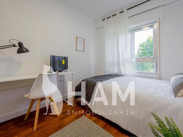 ¡MAGNÍFICA HABITACIÓN EN ALQUILER!