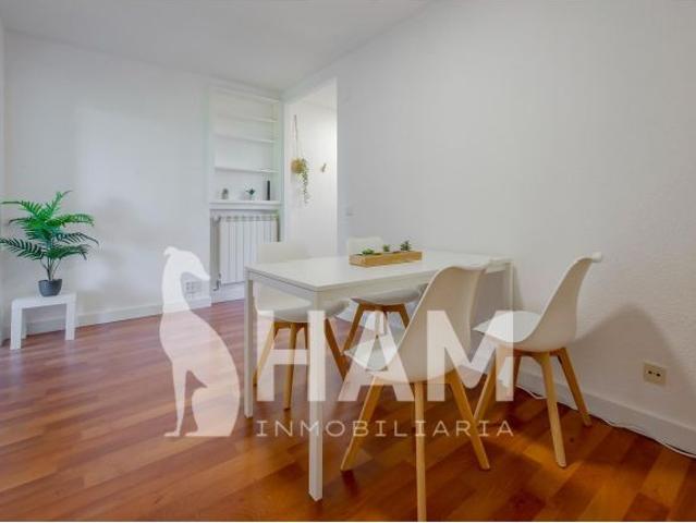 ¡MAGNÍFICA HABITACIÓN EN ALQUILER!
