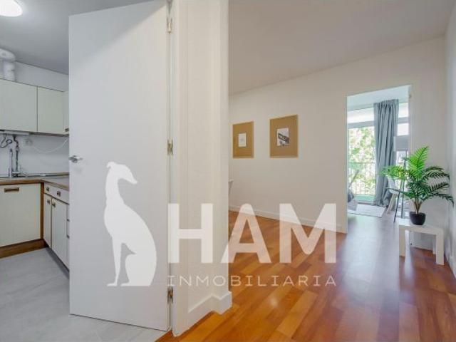 ¡MAGNÍFICA HABITACIÓN EN ALQUILER!