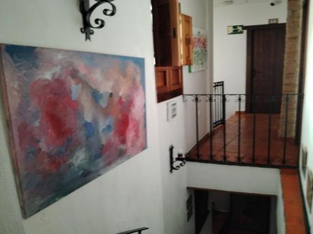 MAGNÍFICA INVERSIÓN! HOSTAL CON ENCANTO EN PLENO CENTRO DE GRANADA!