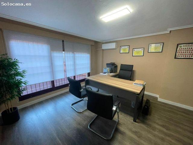 MAGNÍFICA OFICINA EN PLENO CENTRO DE CÁNOVAS