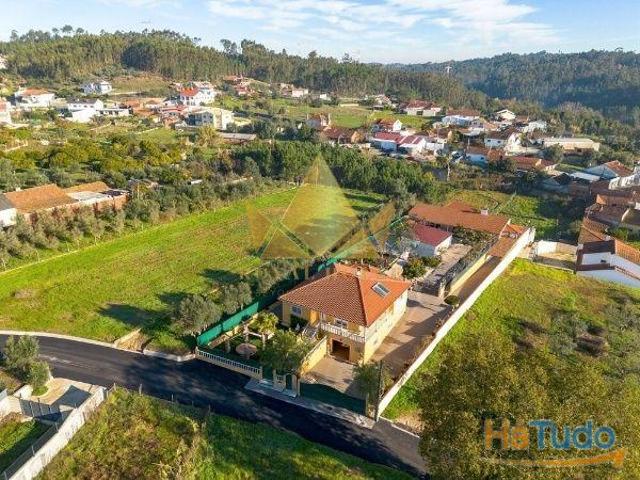 Magnífica Moradia T8 para Venda em Milagres, Leiria | 26064039945