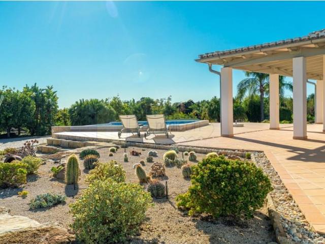 Magnifica moradia com vistas, piscina e largo terreno 226m² São bento do cortiço e de santo estevão