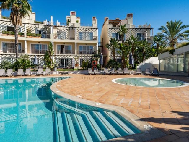 Magnifica Moradia geminada Vila Sol 168m² Quarteira