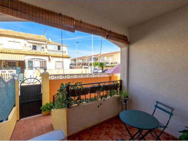 Magnífica planta baja en Aguas Nuevas, Torrevieja – lista para entrar a vivir