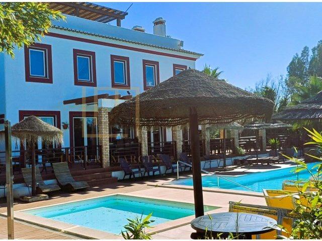 Magnífica Propriedade Turística na Costa Alentejana Um Ref. 800m² São Domingos e Vale de Água