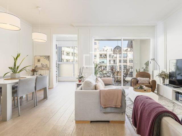 Magnífica vivienda completamente reformada en 2023, ubicada. 139m² Barcelona