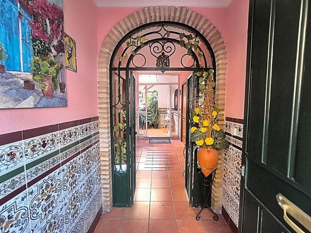 ¡Magnífica Vivienda de Oportunidad en los Olivos Borrachos! ✨
