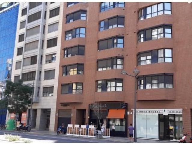 MAGNÍFICA VIVIENDA EN ALQUILER ZONA ALBORS