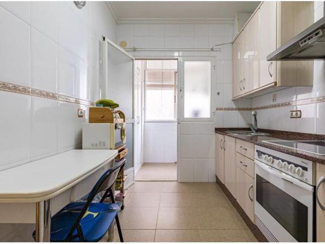 Magnifica vivienda en zona centro con plaza de garaje!