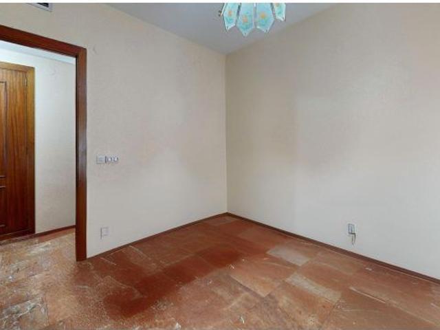 MAGNIFICA VIVIENDA SITUADA EN ESCULTOR FDEZ. MARQUEZ. CON 5 DORMITORIOS, 2 TERRAZAS, 3 BAÑOS, COCIN