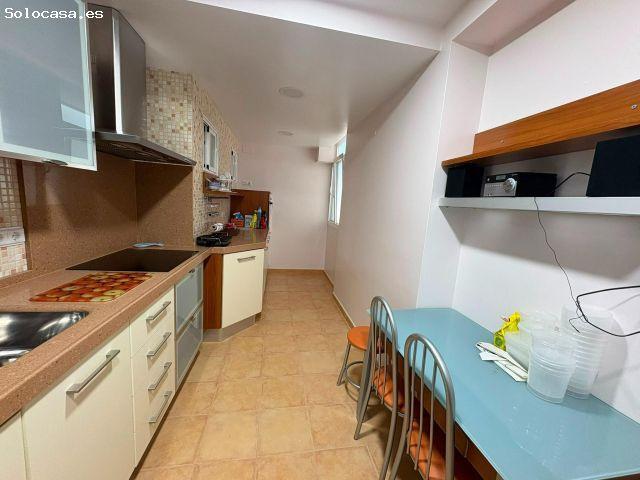 Magnífica vivienda reformada de 3 dormitorios con terraza y vistas laterales a la Bahía de Cádiz