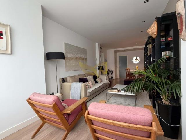 Magnífica vivienda reformada en finca con piscina